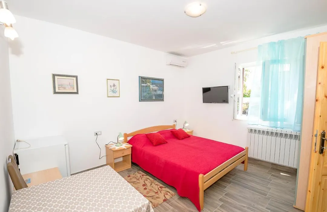Guest House Ab Adria Home-1